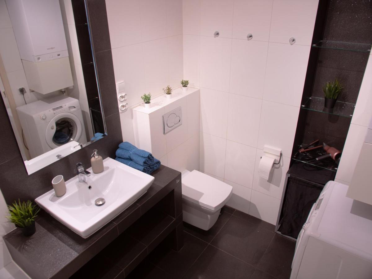 Sdh 2 Radzymin Comfortable Apartment Near Warsaw Екстер'єр фото