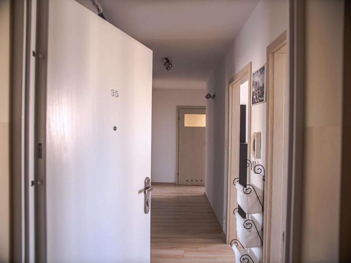 Sdh 2 Radzymin Comfortable Apartment Near Warsaw Екстер'єр фото